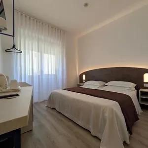 Piccolo Hotel Vérone